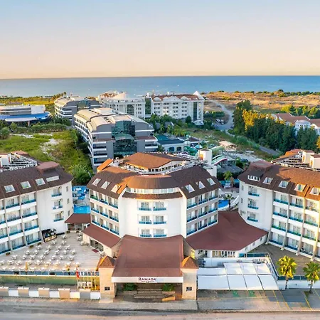 Ramada 4*