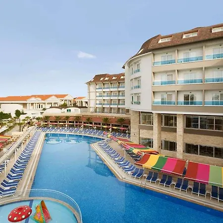 Готель Ramada 4*