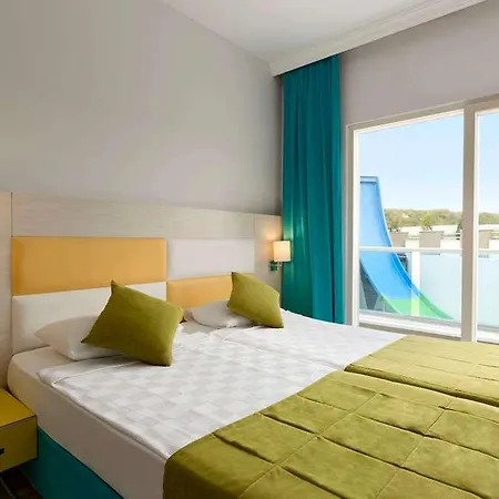 Hotel Ramada 4*