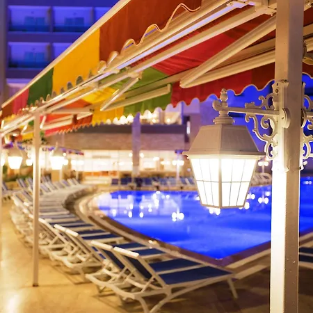 Готель Ramada 4*