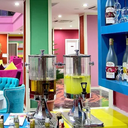 Готель Ramada 4*