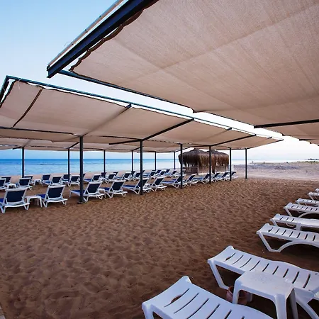 Ramada Ξενοδοχείο 4*