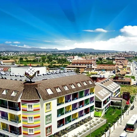 Hotel Ramada 4*