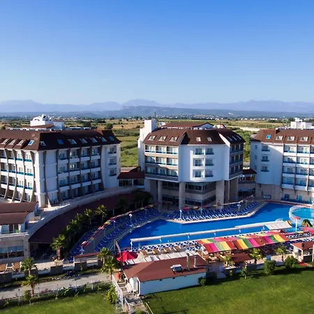 Hotel Ramada Side