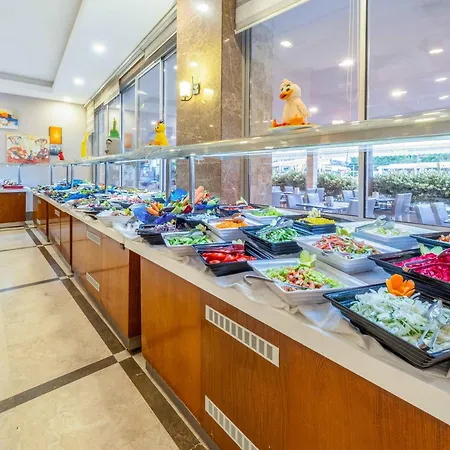 Ramada Готель Сіде