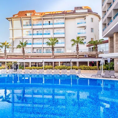 Готель Ramada 4*