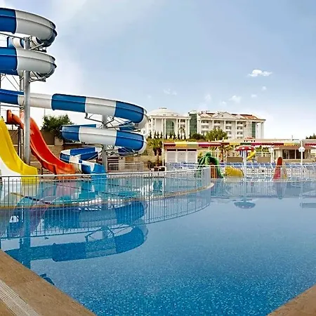 Ramada מלון סייד