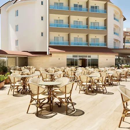 Ramada 4* Side
