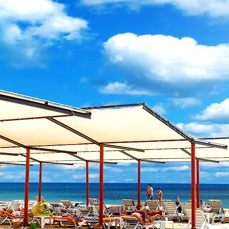 Ramada Hotel 4*
