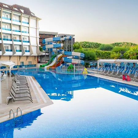 Ramada Ξενοδοχείο 4*