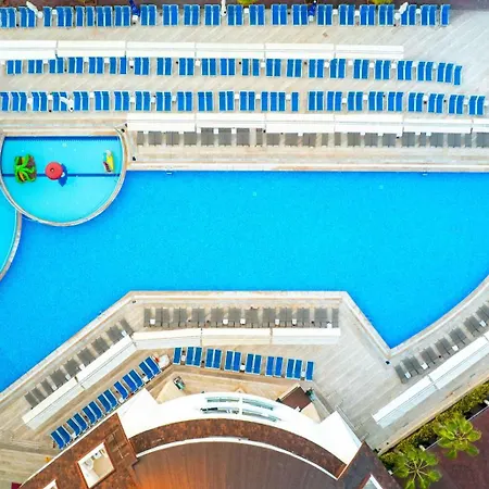 Ramada Ξενοδοχείο Σιντέ