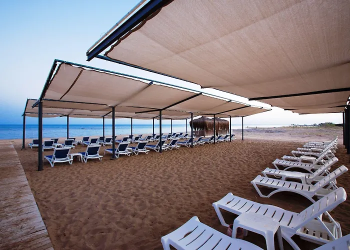 Ramada Ξενοδοχείο 4*